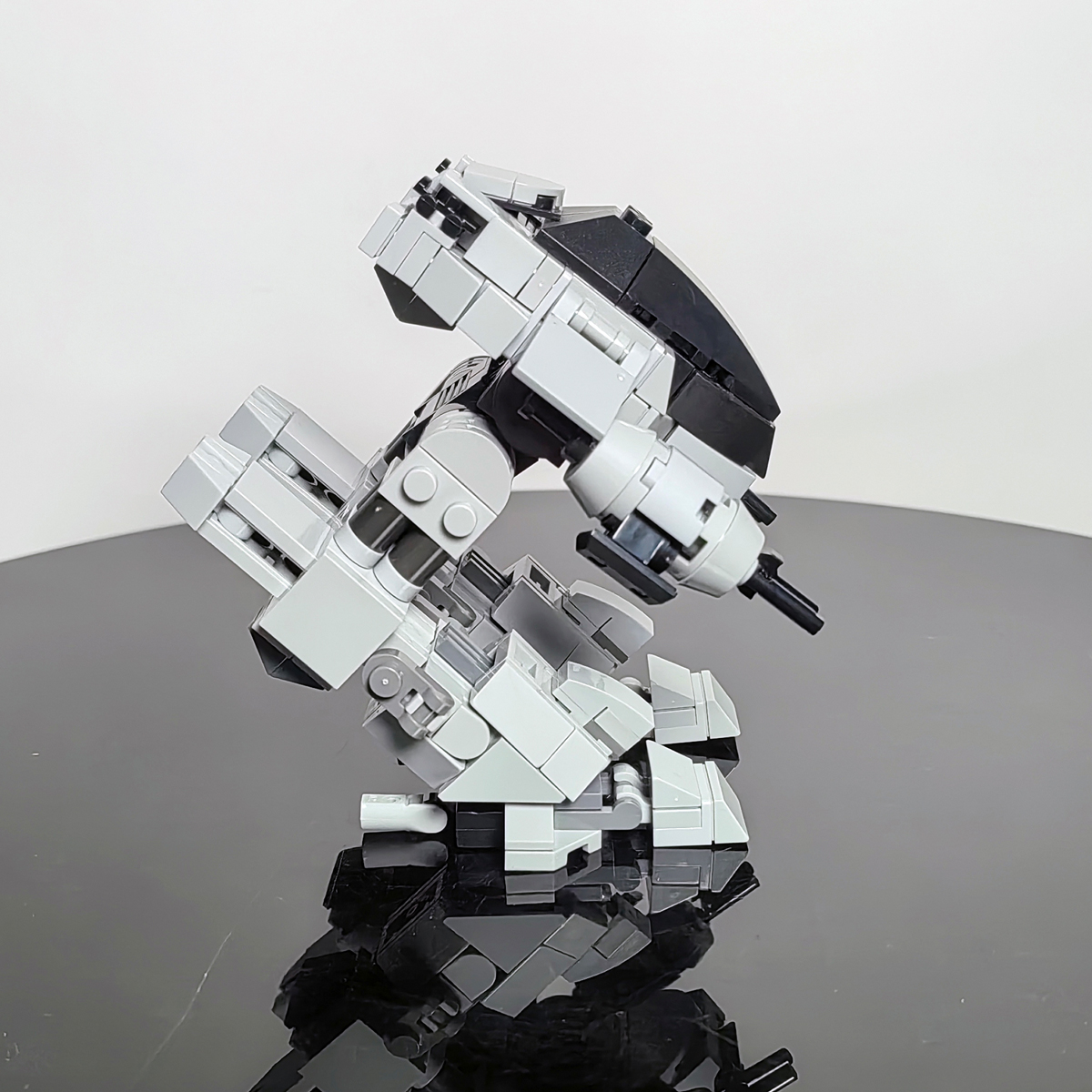 아이디어즈 무비 브릭스 로보캅 ED-209 모델 30피 - Model Kit Metal Slug 리뷰 및 가격
