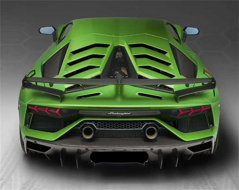 람보르기니 LP700 및 SVJ 모델용 새로운 하프 카 - Model Kit Lamborghini 리뷰 및 가격