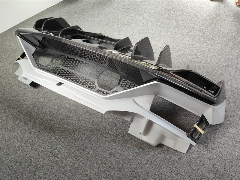 람보르기니 LP700 및 SVJ 모델용 새로운 하프 카 - Model Kit Lamborghini 리뷰 및 가격